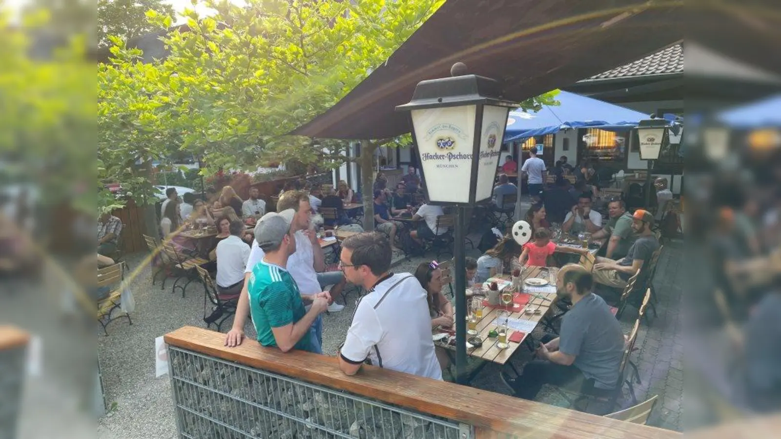 Gesellige Stunden in schönem Ambiente - der gepflegte Biergarten der Gaststätte Geisenbrunn. (Foto: Fam. Madunić)