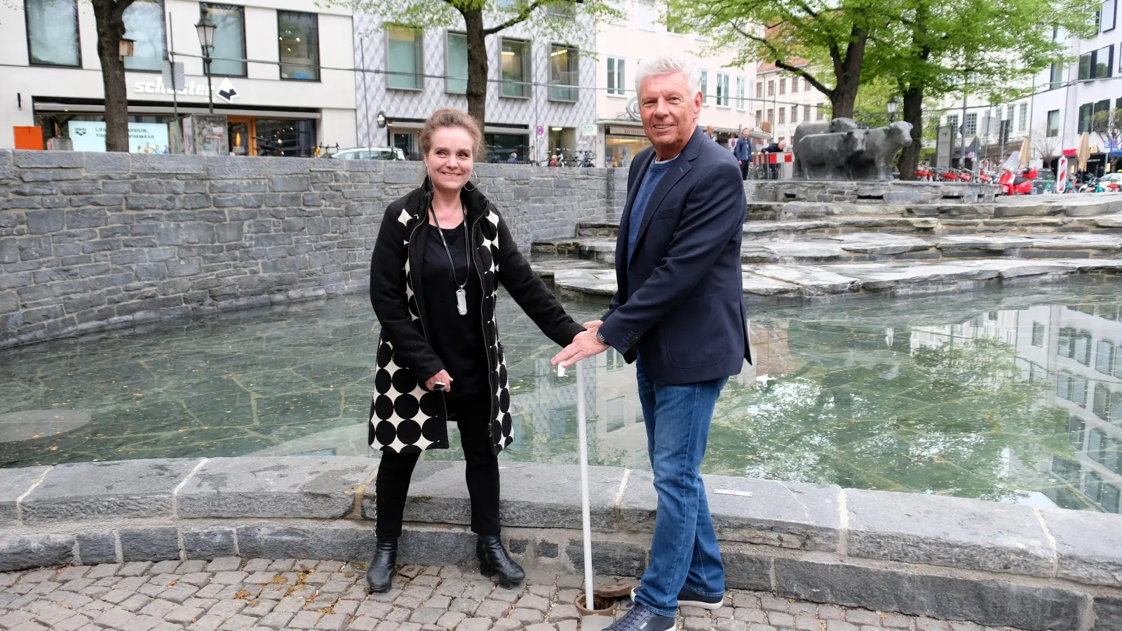 Oberbürgermeister Dieter Reiter hat kürzlich gemeinsam mit Baureferentin Dr.-lng. Jeanne-Marie Ehbauer die Brunnensaion in München eröffnet. (Foto: Robert Bösl)