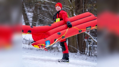 Sarah Dambacher ist bei der DLRG tätig. (Foto: Johann Bergelt)
