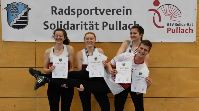 Katharina Hupfauer, Sabine Tausch, Helena Lamprecht und Benedikt Demmeler waren zufrieden und glücklich mit ihren Leistungen. (Foto: RSV)