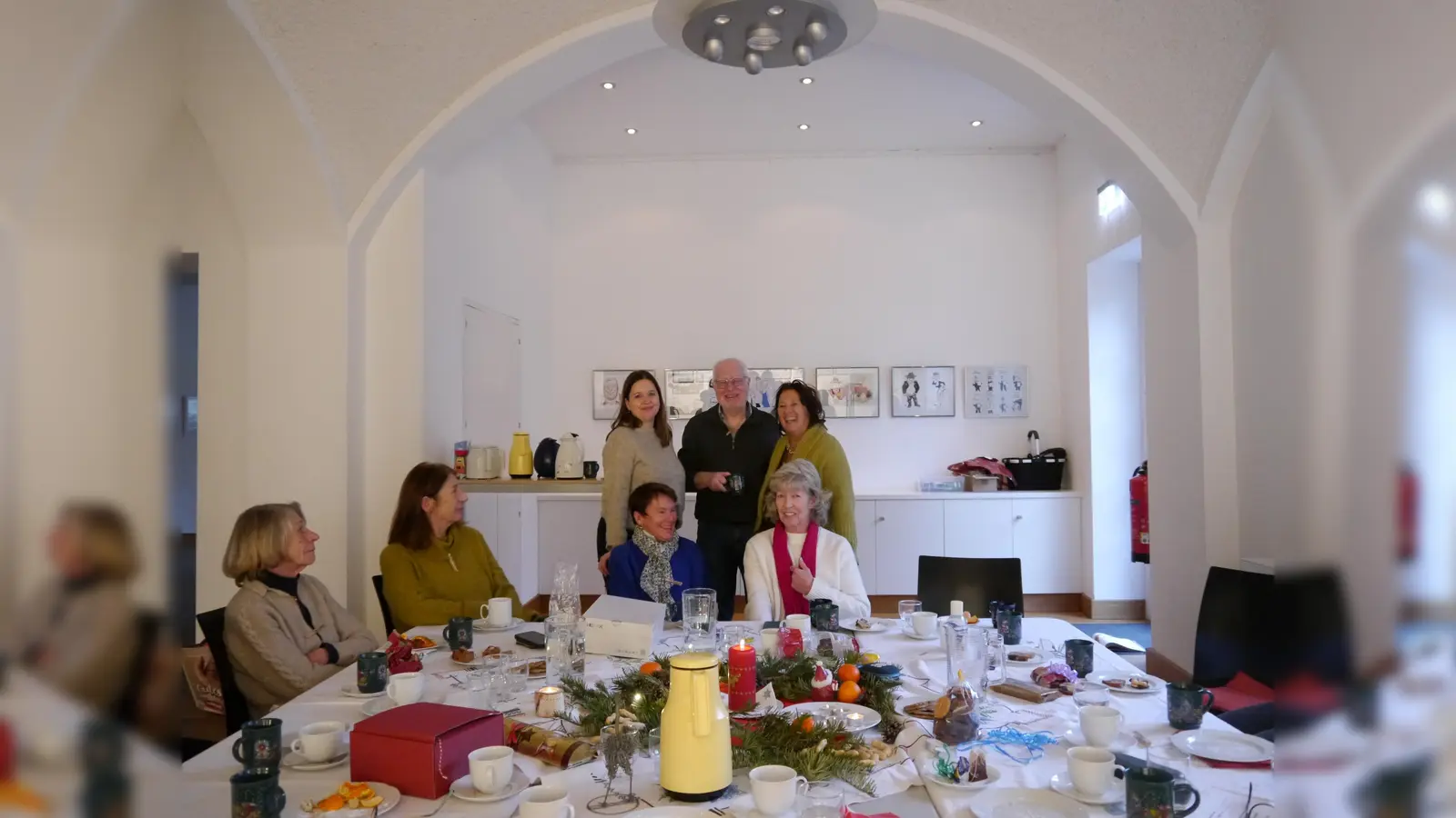 Der Gewölbesaal bildet einen schönen Hintergrund für das Café.  (Foto: Mohr-Villa)