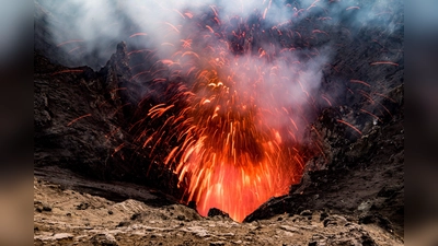 Der Yasur auf der Insel Tanna ist mit einer der aktivsten Vulkane der Erde. (Foto: Michael Martin)
