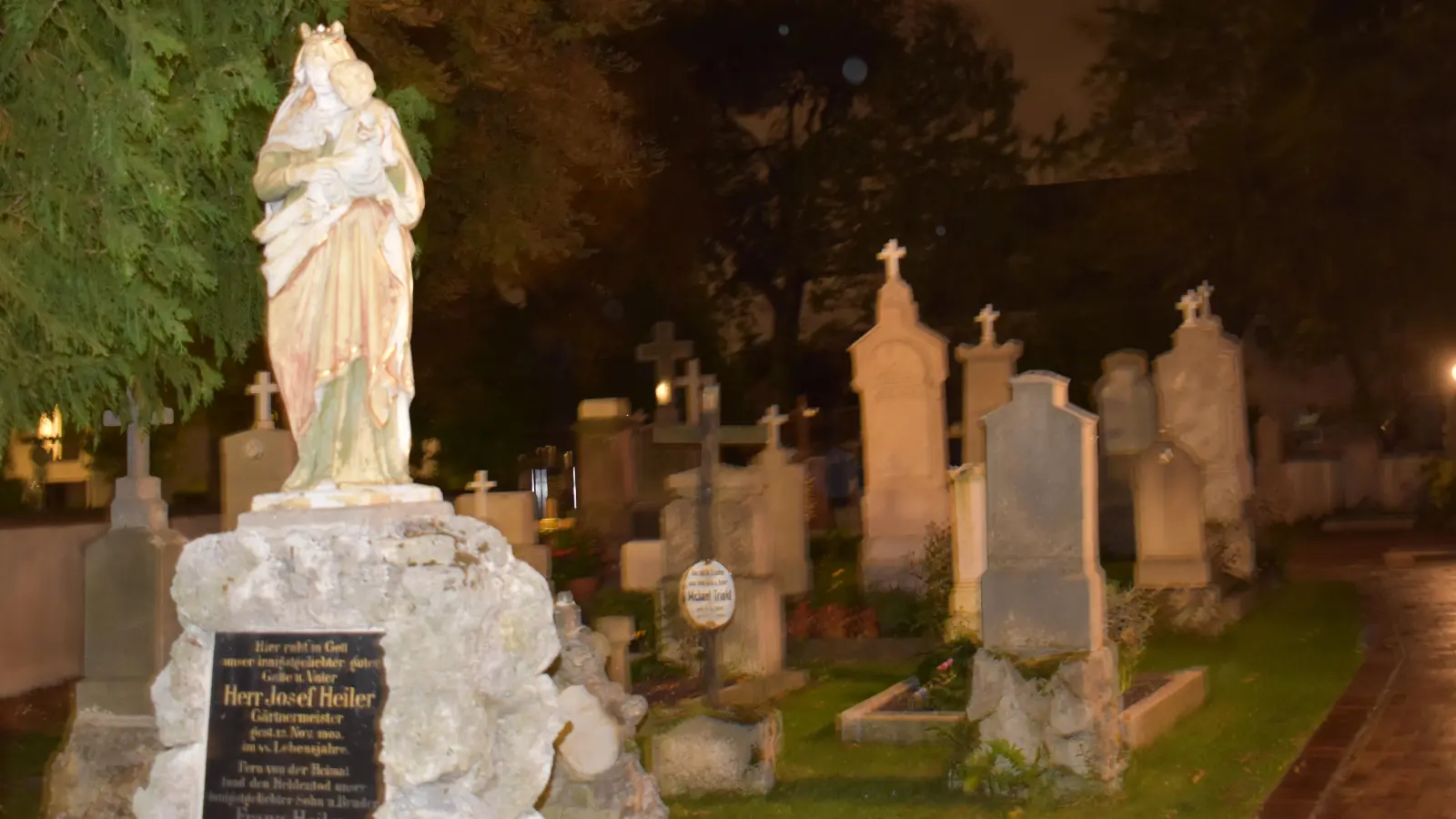 Friedhöfe mal anders. (Foto: Daniel Mielcarek)