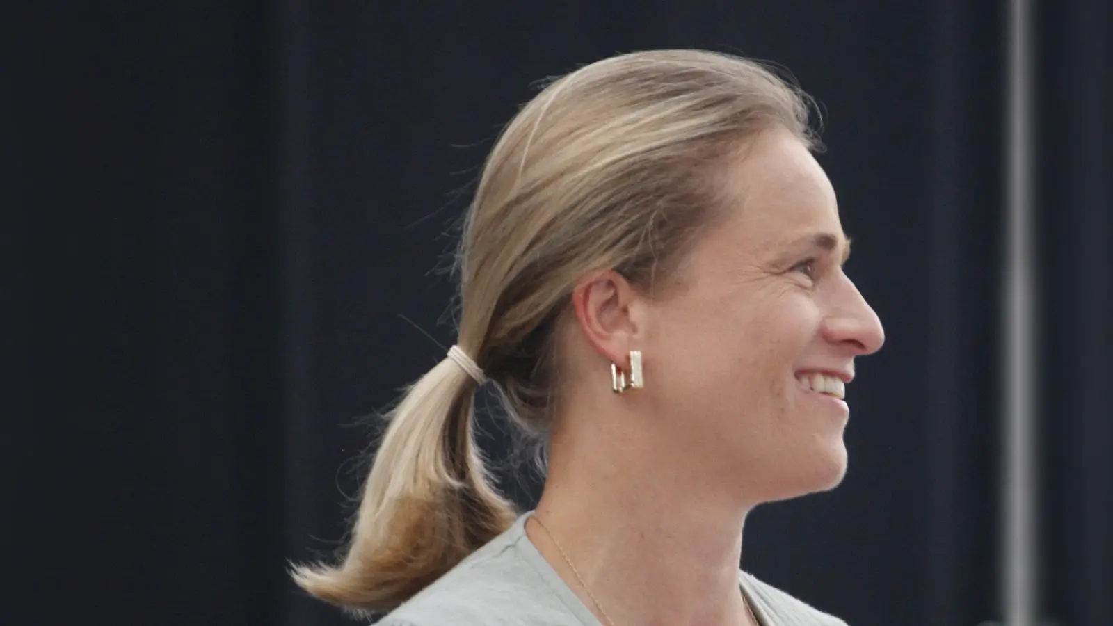 Die Landesvorsitzende des VdK Bayern, Verena Bentele, äußert sich zur Neuregelung der Außerklinischen Intensivpflege (AKI). (Archivbild: job)