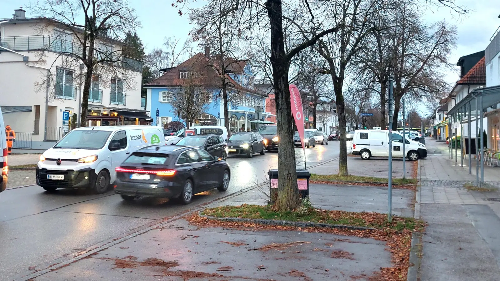 Wenn die Leibstraße umgestaltet wird, soll der Verkehr beruhigt und die Aufenthaltsqualität erhöht werden. (Foto: bas)