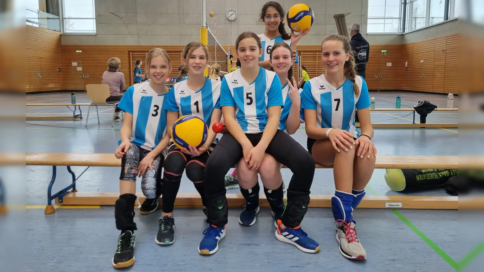 Die erfolgreichen U15-Volleyballerinnen des TSV Starnberg: v.l. Eva Spolders, Iva Mikhailova, Luisa Schwenold, Lilas Sadeea, Lillian Hadvigová und Sophia Garhammer.  (Foto: TSV Starnberg)
