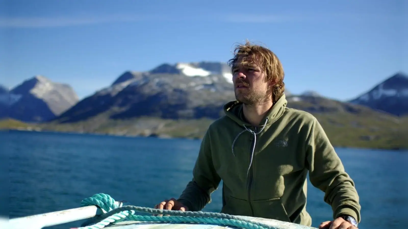 Der Zimmermann Malik findet nach einer niederschmetternden Diagnose bei einem Bootsausflug zu neuem Selbstbewusstsein. „Nuummioq“ ist der erste professionell produzierte Spielfilm Grönlands.  (Foto: © Filmmuseum)