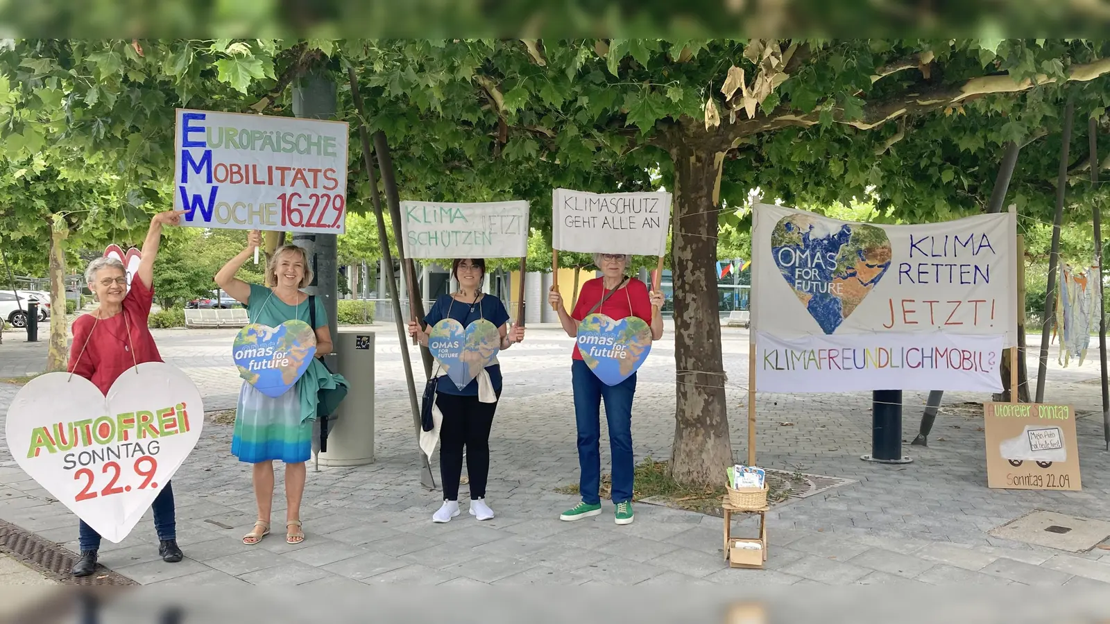 Die Omas for Future weisen auf die Europäische Mobilitätswoche hin, für die sie auch etwas geplant haben. (Foto: Omas for Future)