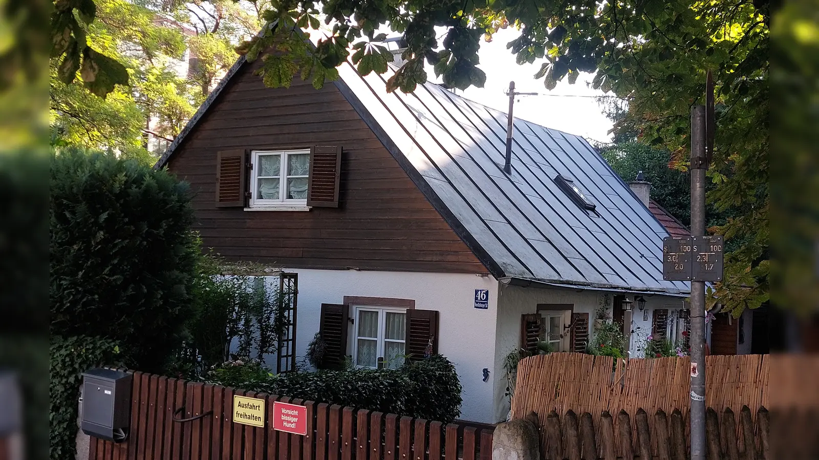 Das ehemalige Kleinbauernhaus in der Quedlinburger Straße ist vermutlich in der ersten Hälfte des 19. Jahrhunderts erbaut worden. (Foto: bas)