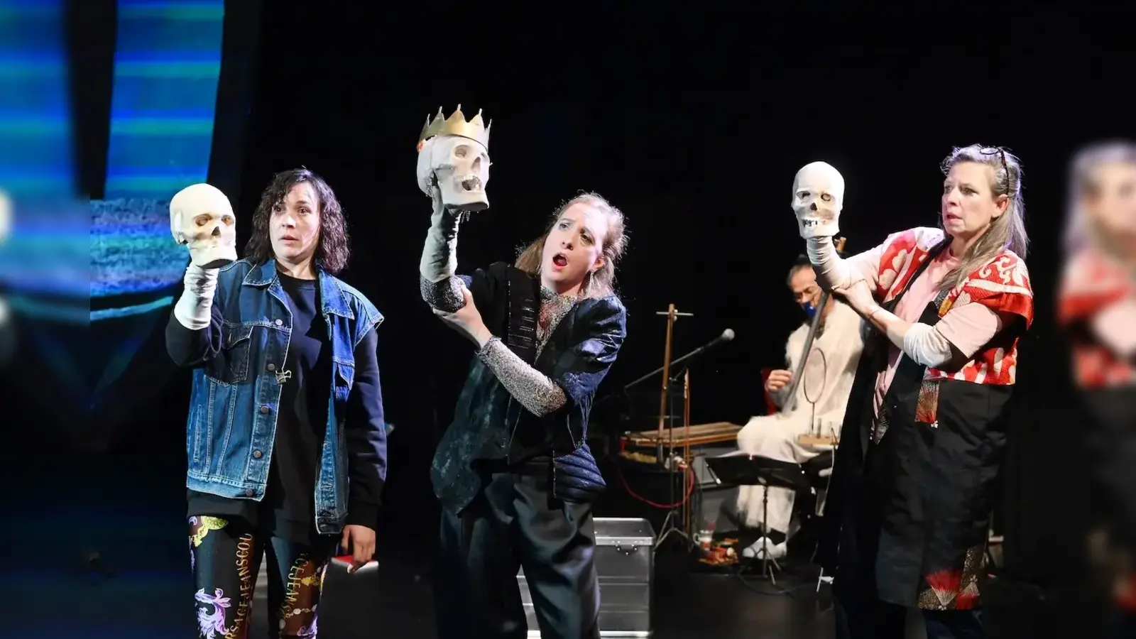 „Der Sturm” von Shakespeare dient nur als Vorlage für den Theaterabend.  (Foto: Robert Haas)