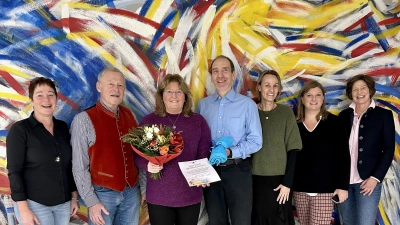 TSV-Präsidium und Geschäftsstelle gratulieren Heike Wennhold (3.v.l.): Susanne Mörtl, Hans Jungwirth, Benedikt Pohlus, Petra Otterbach, Katharina Hoffmann und Barbara Menzler (v.l.). (Foto: TSV Starnberg)