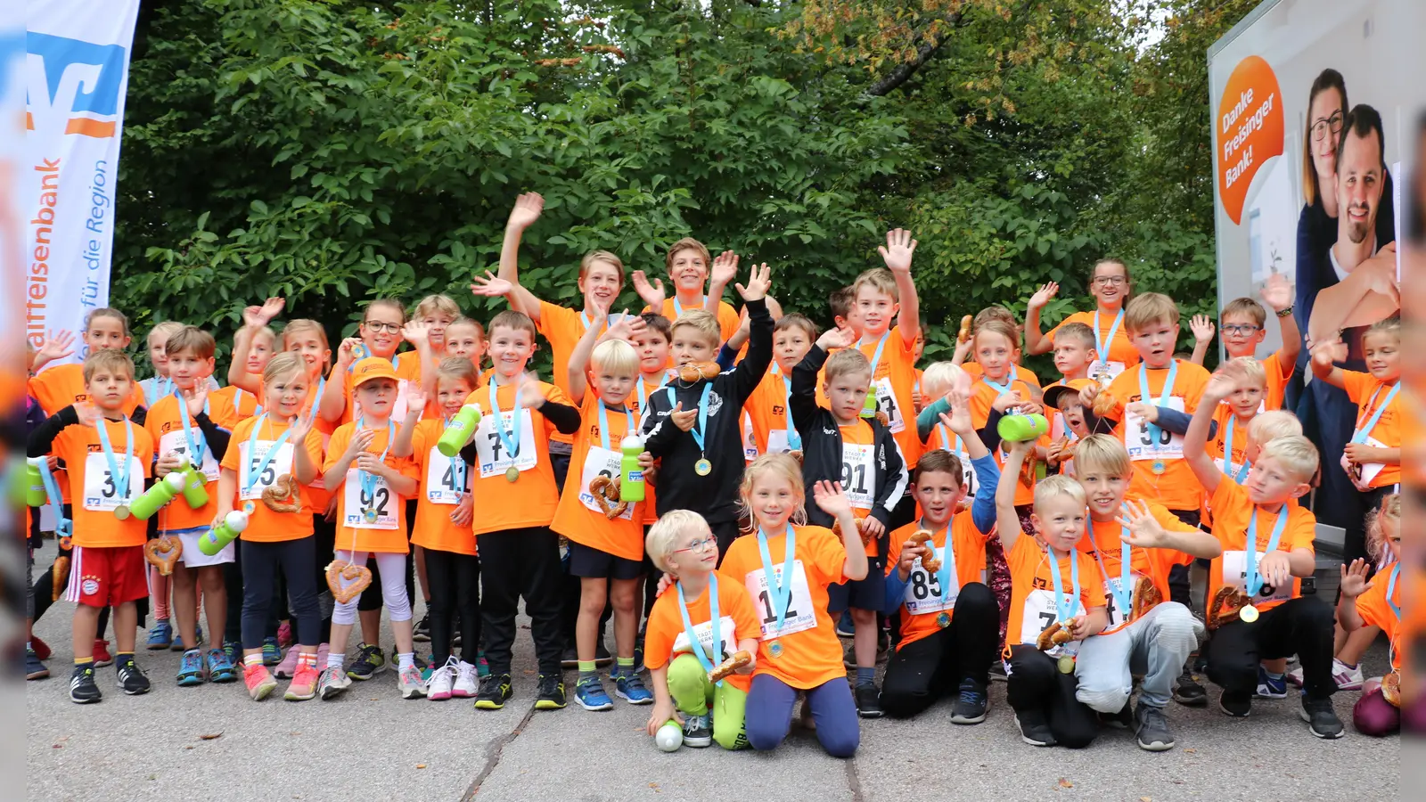 Schnell sein lohnt sich. Die ersten 50 Anmeldungen bekommen ein exklusives T-Shirt (Foto: Freisinger Bank)