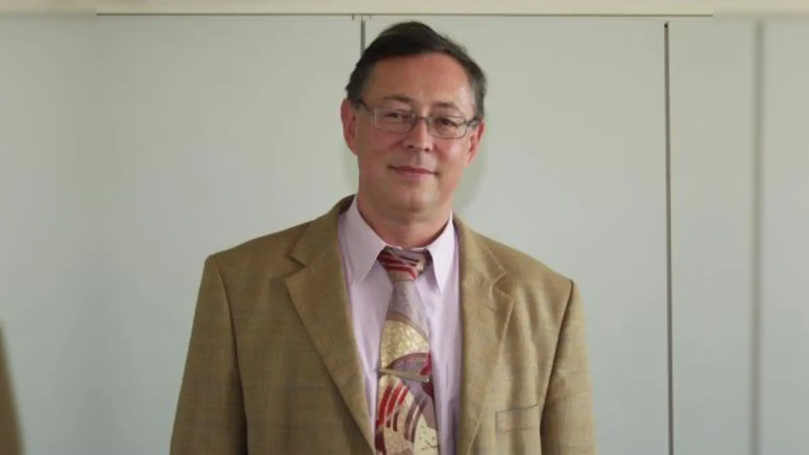 „Wir haben ganz tolle Kinder hier an unserer Schule“, betont Christoph Breuer, Leiter der Realschule Unterpfaffenhofen. (Foto: Eva Schraft)