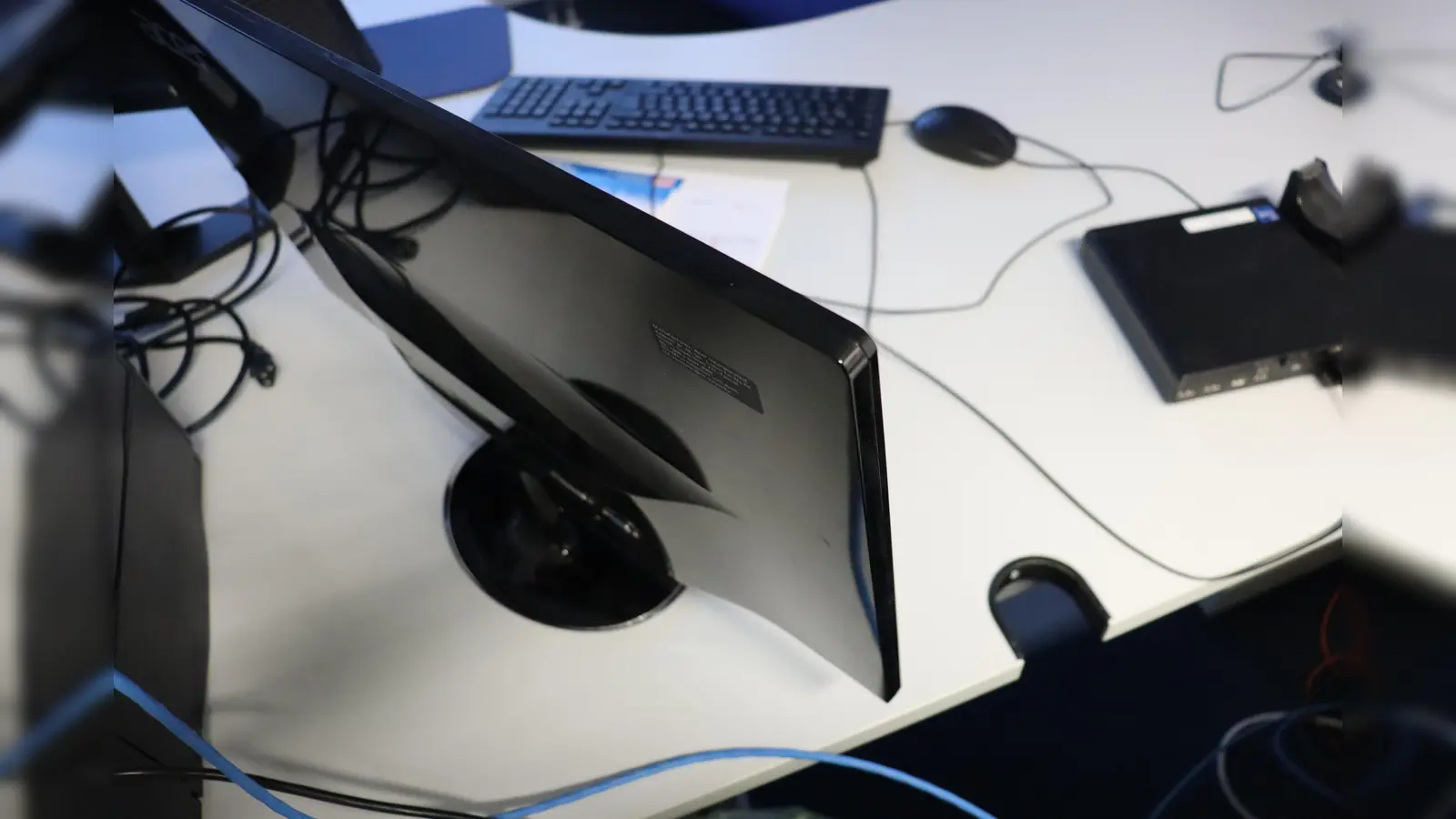 Beruflich mitgenutze Bürotechnik lässt sich von den Steuern absetzen. Dies gilt besonders für stark computeraffine Berufe.  (Foto: mha)