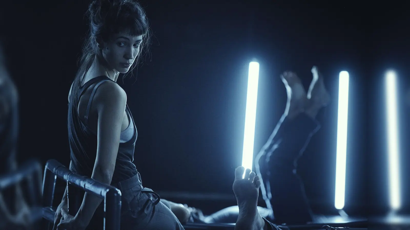 "everything blue" ist eine gemeinschaftliche Performance, die von zwei Perspektiven bestimmt wird. (Foto: Ray Demski)