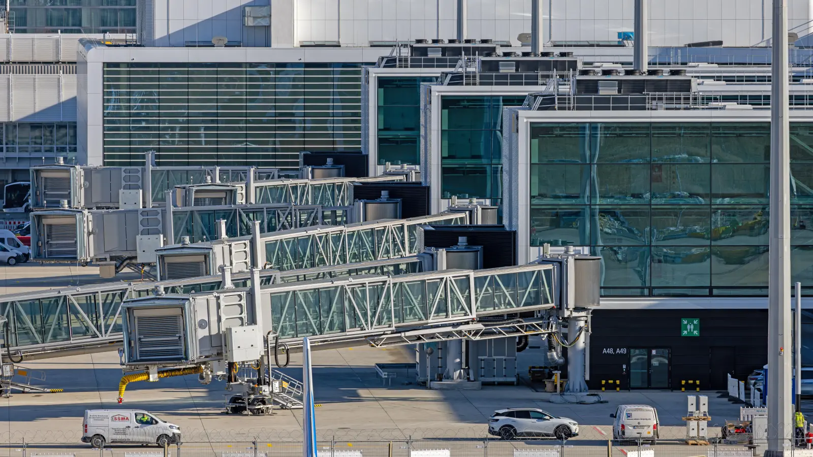 Ab dem 21. April können Passagiere mit rund 40 Airlines vom neuen Terminal 1 abheben. (Foto: Michael Fritz)