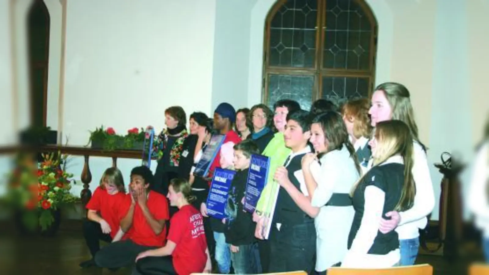 Viele stolze Gesichter: Der Förderpreis „Münchner Lichtblicke” wurde in diesem Jahr zum zehnten Mal verliehen. (Foto: SE)