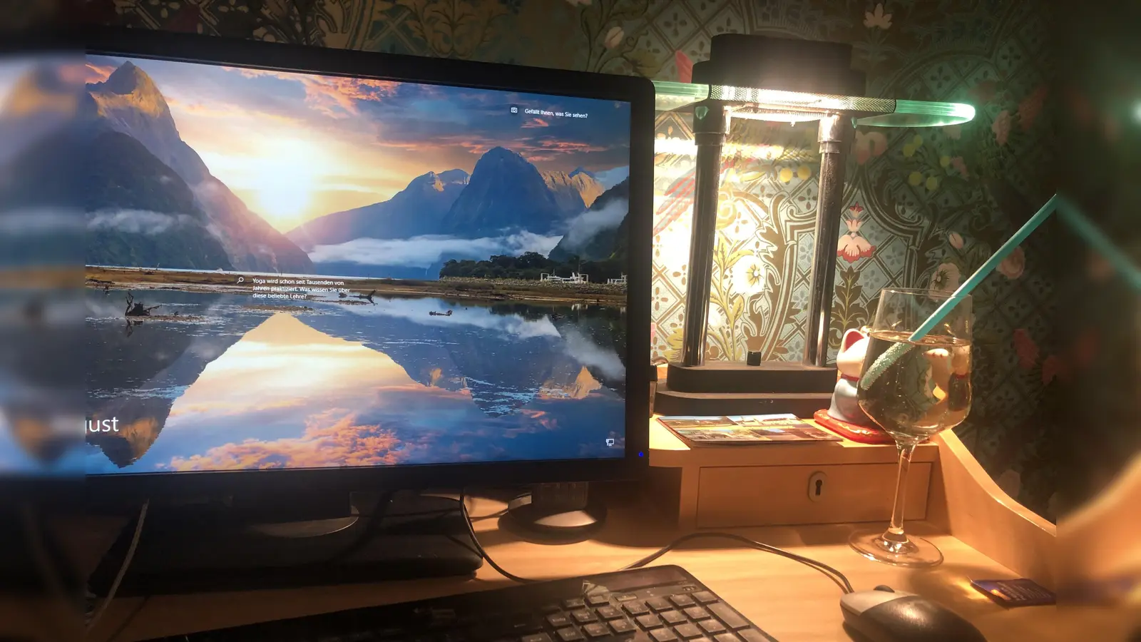 Wenn es mal wieder nicht klappt mit der Bedienung des Internets, kann man sich jetzt auch Hilfe von der Stadt holen. Deren „Digitale Hilfe” ist für alle Münchner da.  (Foto: hw)