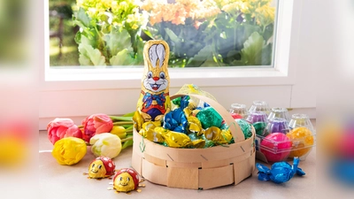 Auch der Osterhase freut sich, wenn Abfälle getrennt und Verpackungen recycelt werden. (Foto: „Mülltrennung wirkt“ / Marcella Merk)