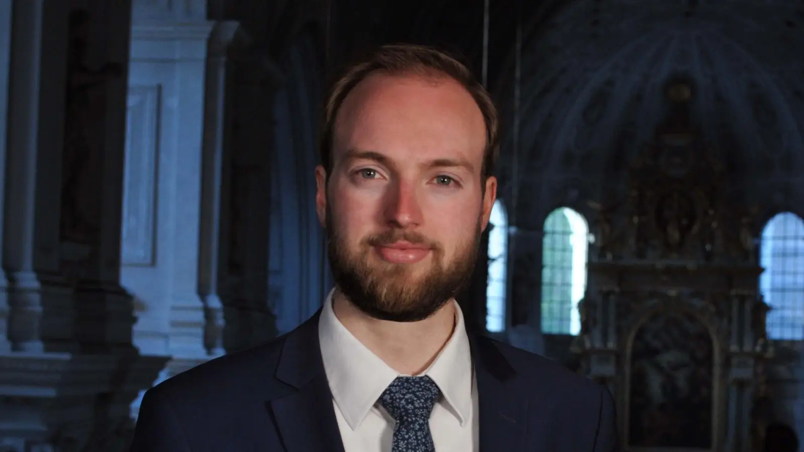 Chorleiter und Organist Christopher Ryser ist zu Gast in der Sendlinger Himmelfahrtskirche. (Foto: pr)