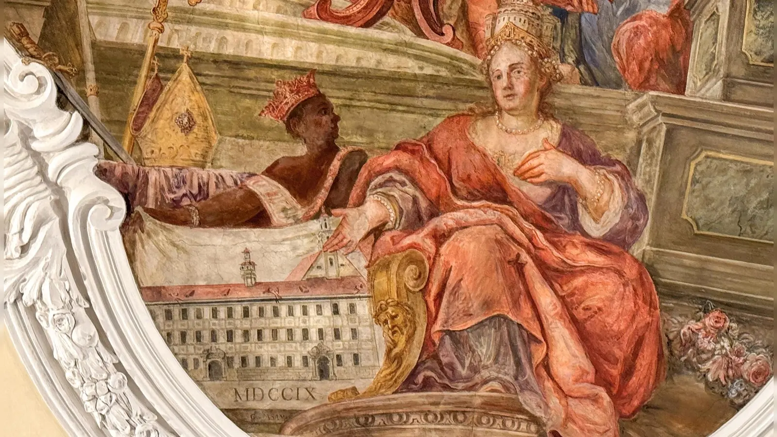 Auf dem Fresko präsentiert „Frisinga” voller Stolz und Hingabe den Plan des neuen Asamgebäudes – genauso zeigen die Stadtführer ihre Heimatstadt. (Foto: Sabina Kirchmaier/privat)