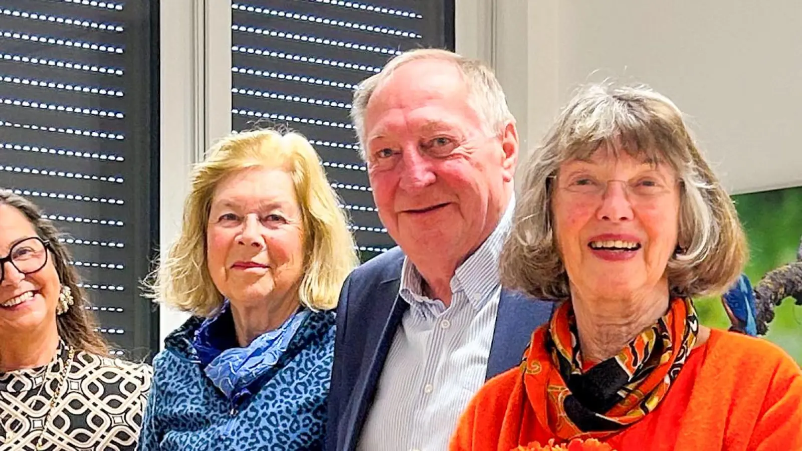 Der neugewählte Vorstand des Kulturforums München-West (v.l.): Raoul Koether, Monika Putschögl, Carola Kacybora, Gredel Warbeck, Klaus Herber und Angela Scheibe-Jaeger.  (Foto: Stefan Aschenbrenner)