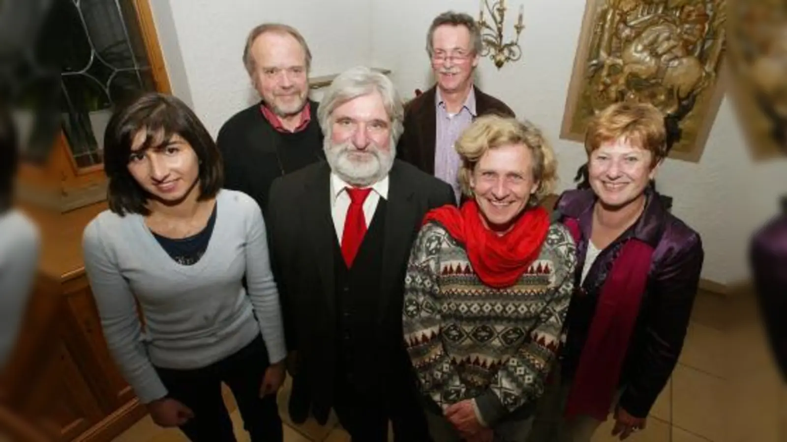 Der engere Vorstand des Ortsverbandes Planegg setzt sich zusammen aus Bela Bach, Roderich Peter, Bernd Gropper, Heinrich Hoffmann, Birgit Zydek-Naumann und Annemarie Detsch (v.l.). (Foto: privat)
