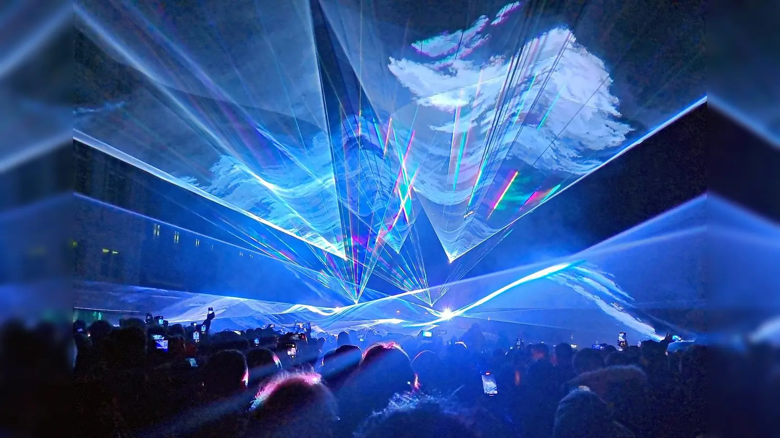 Statt Böller wird an Silvester in Neubiberg eine Lasershow geboten. (Foto: ACLS)
