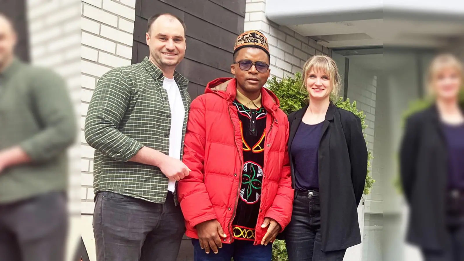 Gemeinsam bei der Münchenstift (von links): David Strobl (Münchenstift), Philippe Leumbou Ngako (CODAS Caritas Douala) und Monika König (Misereor). (Foto: MÜNCHENSTIFT)