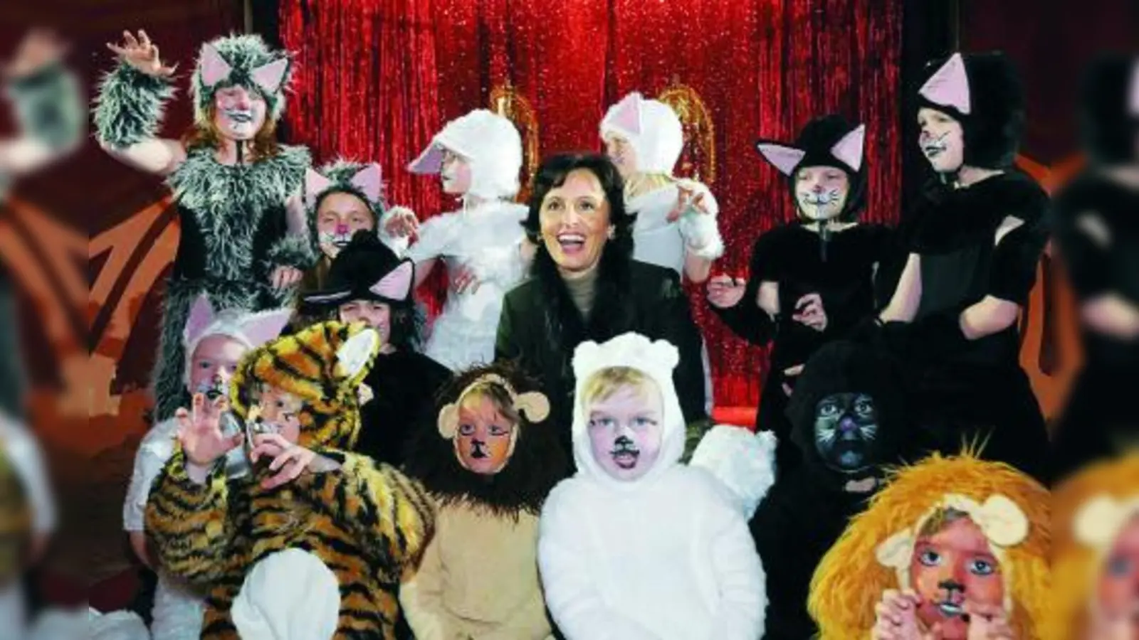 Schirmherrin Christine Haderthauer eröffnete die LILALU-Galashow im Circus Krone. (Foto: Ingrid Grossmann)